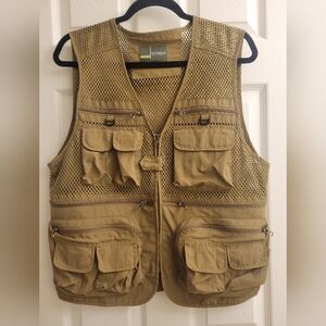 Pockets Galore! Fishing Cargo Vest Flygo Size XS (41" Chest).